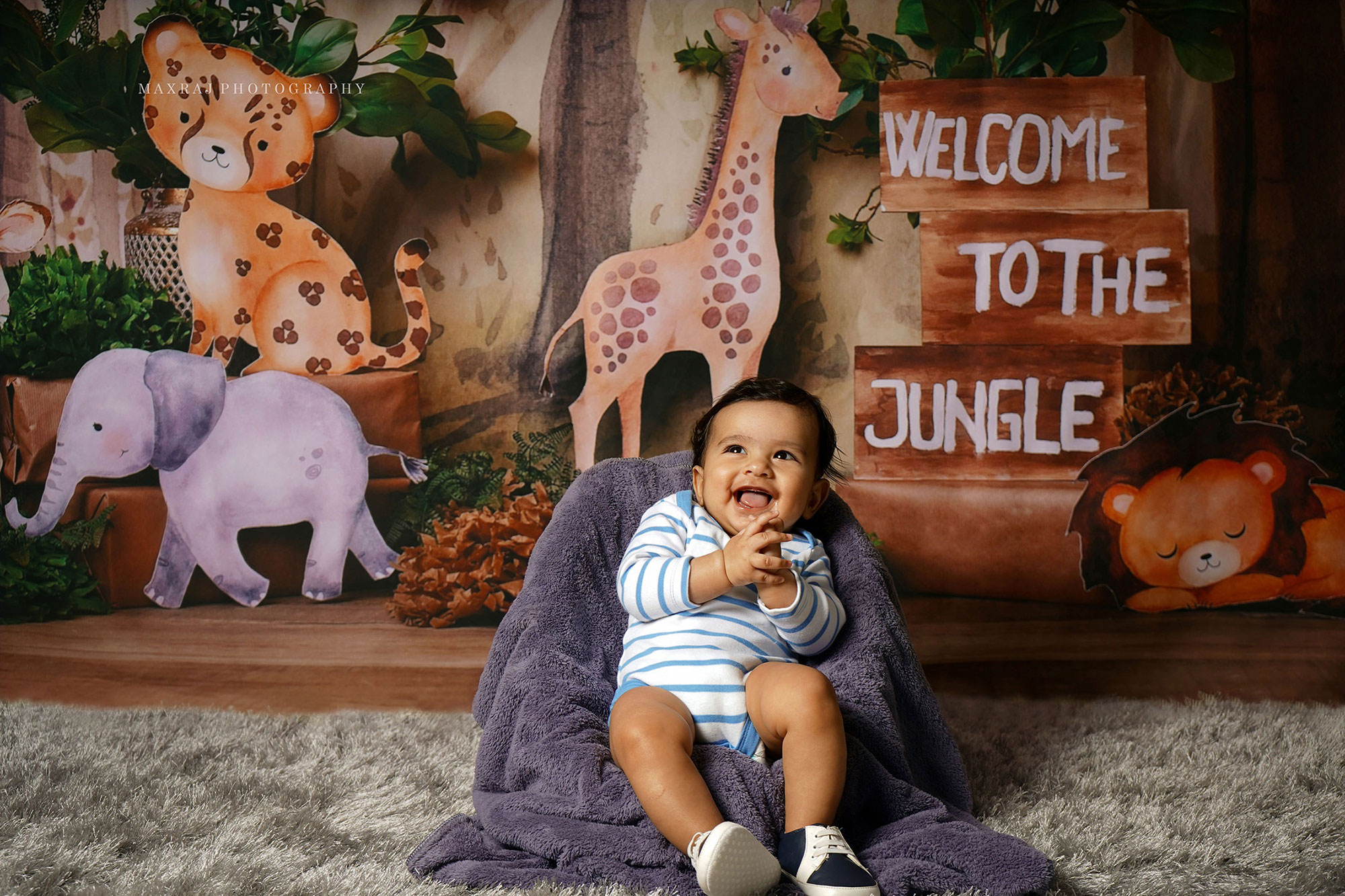 baby photographer in pune, indoor baby photoshoot in pune