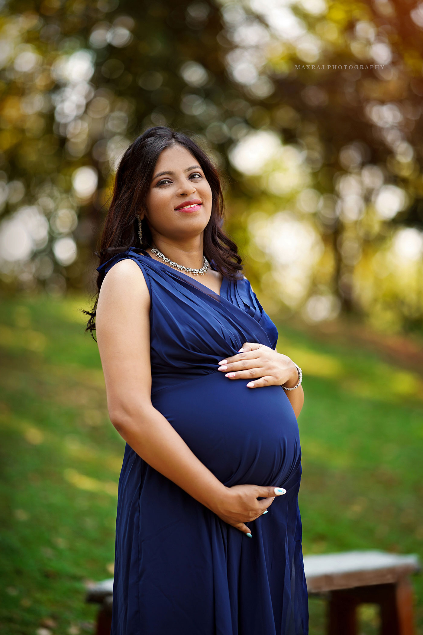 maternity photoshoot in pune, outdoor maternity photoshoot in pune