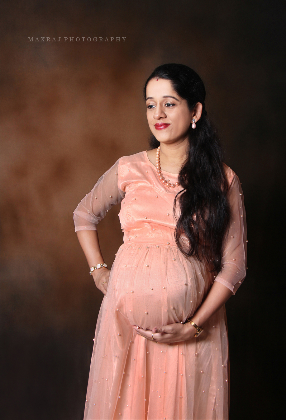 top maternity photographer in pune, maternity photoshoot ideas