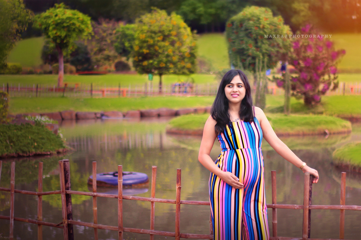 maternity photographer in pune, best maternity photographer in india